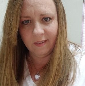 Meet your Posher, Kandi